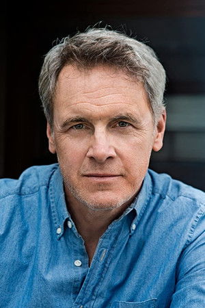 Mark Moses in Reagan