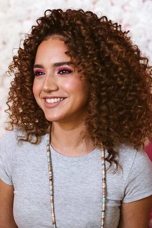 Rana Raeis in Azima's Gang