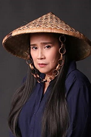 Liz Alindogan in Sa Dibdib ng Sierra Madre
