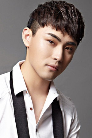 Wang Liang in Horror Shark