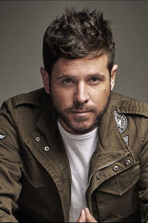 Pablo López in Alejandro Sanz  + ES +