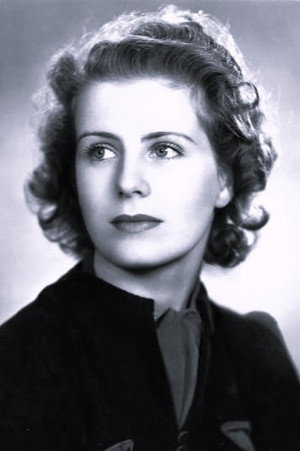 Lesley Brook in Dead Men Tell No Tales
