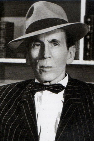 Juan Orol in Honrarás a tus padres