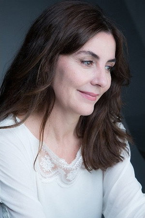 Ana Fernández in The Heart of the Earth