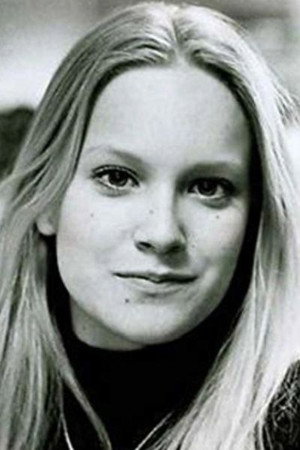 Deborah Winters in The Outing
