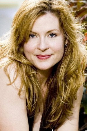 Jenny Robertson in Joe the King