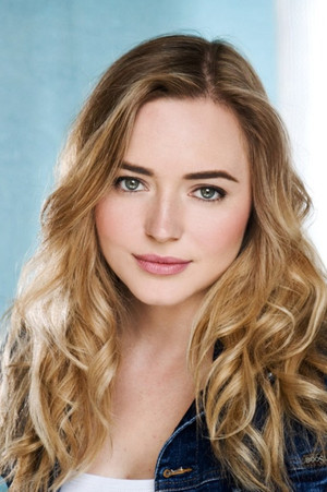 Claire Hunter in Turbulence