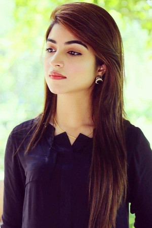 Kinza Hashmi in Kattar Karachi