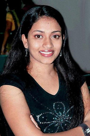 Mallika in Kadhaveedu