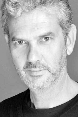 Ramón Orozco in No humanos