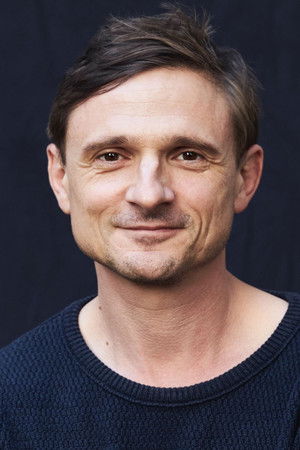 Florian Lukas in Wambo