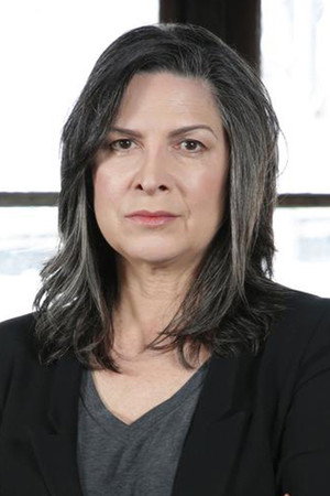 Pamela Rabe in Sirens