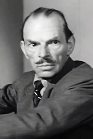 Ivor Barnard in Beat the Devil