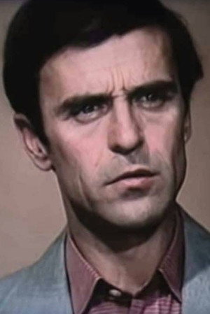 Llazi Sërbo in The Bride and the Curfew