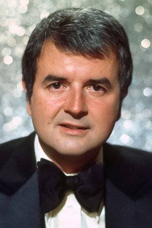 Rodney Bewes in Saint Jack