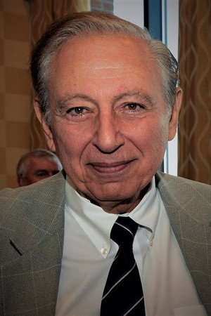 Robert Gallo in The Genius and the Boys
