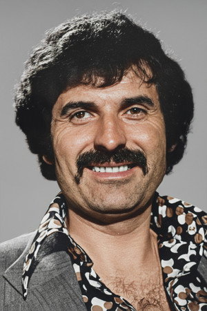 Behçet Nacar in Lawless Street