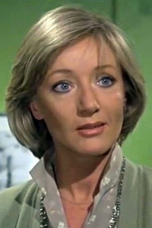 Jennifer Hilary in One Brief Summer