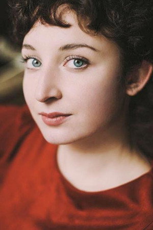 Cléo Sénia in Music-Hall Colette