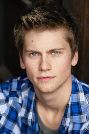 Tim Phillipps in The Run