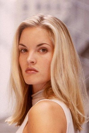 Bridgette Wilson in I Know What You Did Last Summer