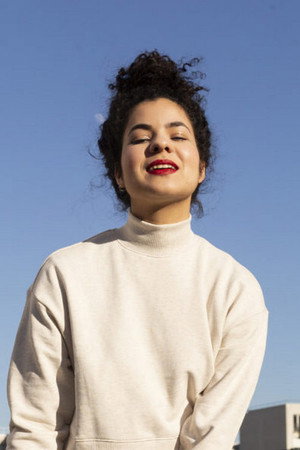 Mélodie Lauret in Bye Bye
