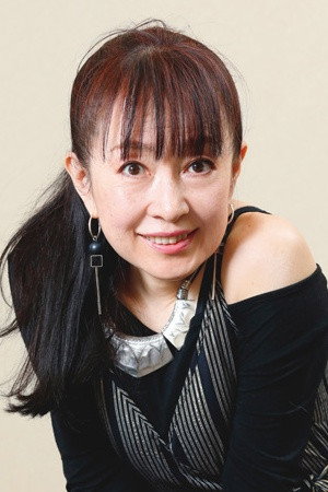 Nami Misaki in Yummy in Neon Town: I Am Ready to Be Eaten