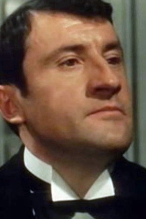 Max Montavon in Fantomas vs  Scotland Yard