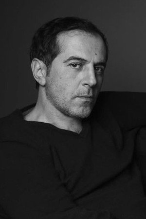 Merab Ninidze in Nowhere in Africa
