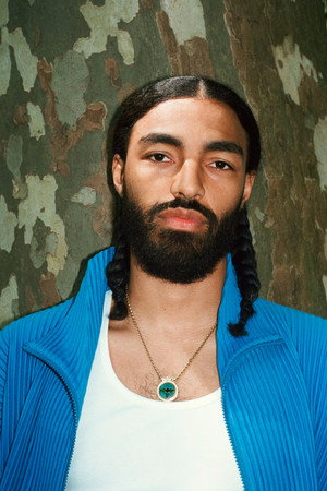 Sage Elsesser in "cherry"