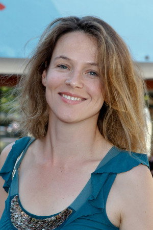 Lucie Jeanne in The Invitation