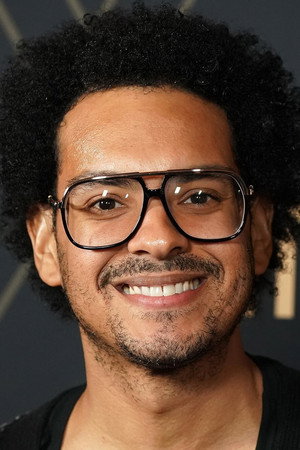 Yassir Lester in Chelsea Peretti: One of the Greats