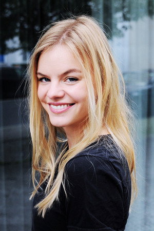 Sophia Schober in Get Up