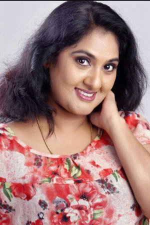 Anju Aravind in Konthayum Poonoolum