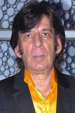 Razak Khan in Gumnaam: The Mystery