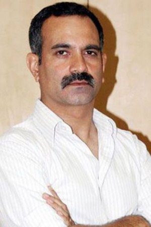 Manish Choudhary in Lafangey Parindey
