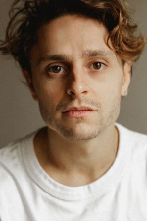 Julien Crampon in Pil s Adventures