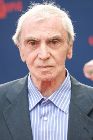 Carlo Rambaldi in The Beast Within: Making Alien