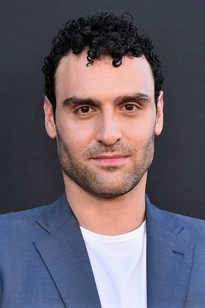 Dane DiLiegro in Seasons