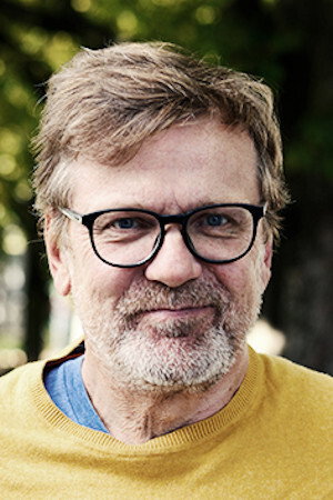 Tero Kaukomaa in Shoot for the Moon