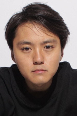 Kim Hee-sang in Camping