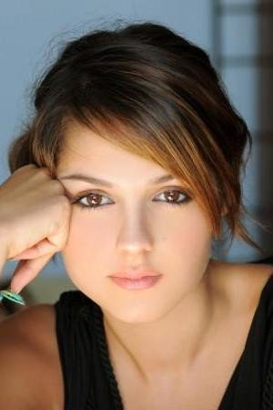 Tamara Di Giulio in Me, Them and Lara