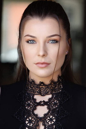 Kylie Brown in Delirium: What's Your Worst Fear?