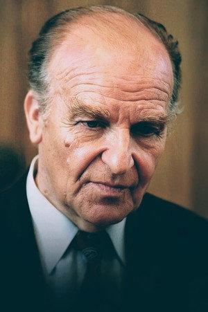 Alija Izetbegović in Sarajevo Ricochet Part 2: A Town Betrayed