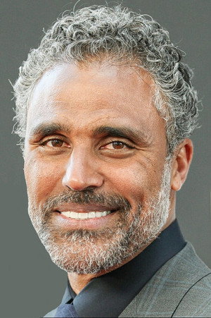Rick Fox in Meet the Browns