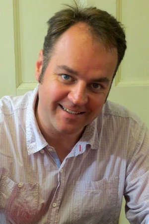 Simon Tofield in Simon's Cat, Volume. 1