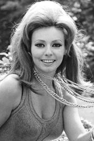 Claudie Lange in James Tont Operation T.W.O.