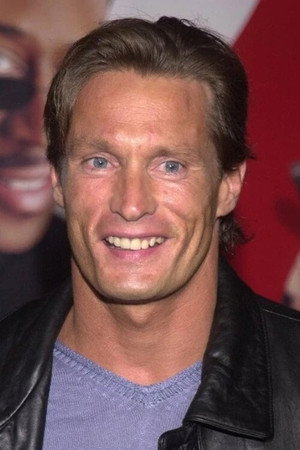 Brett Harrelson in From Dusk Till Dawn 2  Texas Blood Money