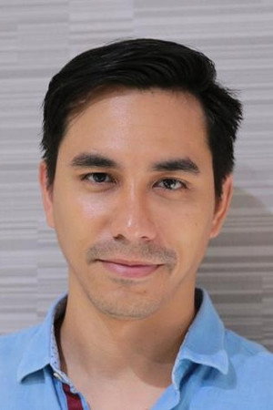 Darius Sinathrya in Perfect Strangers