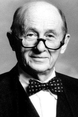 Milton Selzer in Marnie
